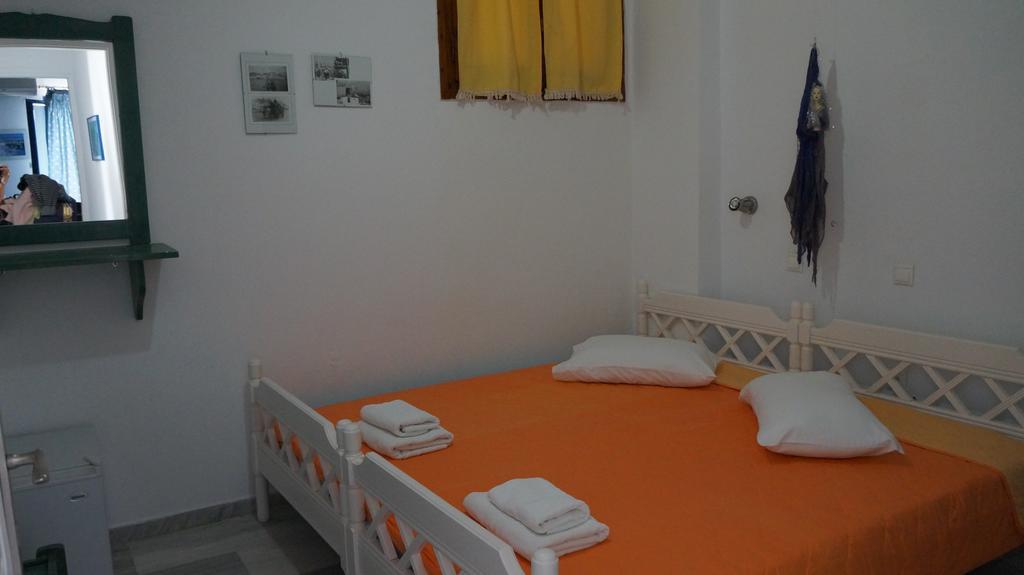 Athina Apartments Naxos Town Naxos City Exterior photo
